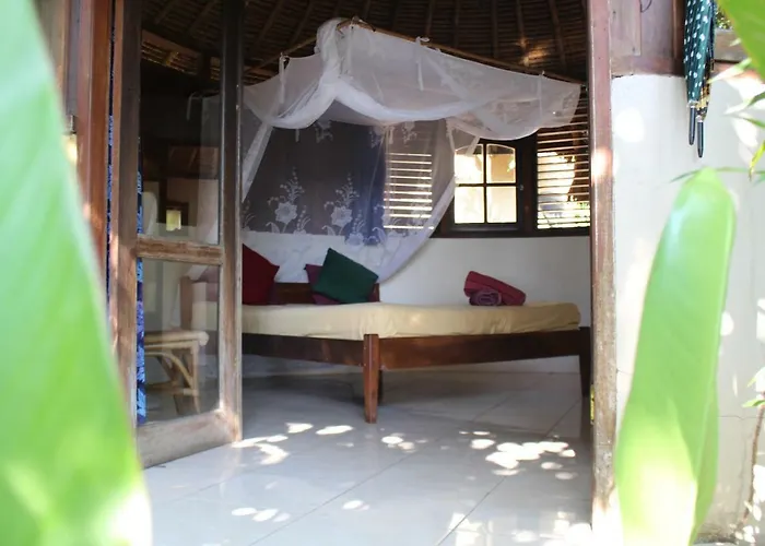 Suara Ombak Bingin * Uluwatu